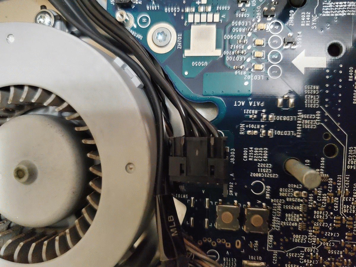 Removing the SATA cables
